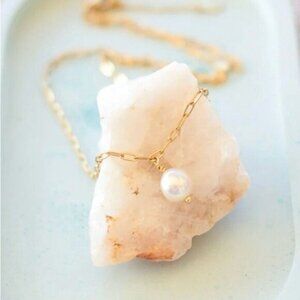 Everyday Pearl Necklace WATERPROOF paperclip Gold chain Timeless Necklace PRETTY